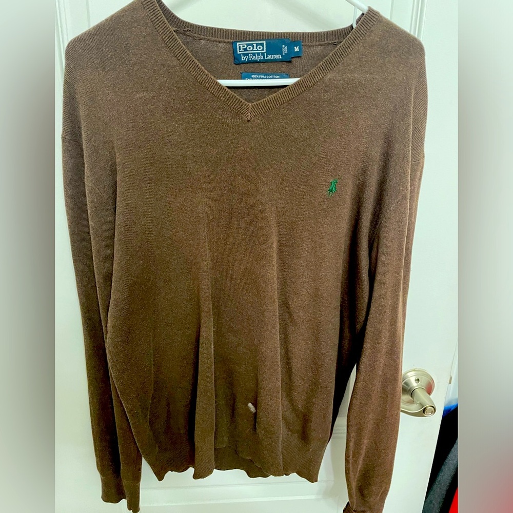V neck sweater
